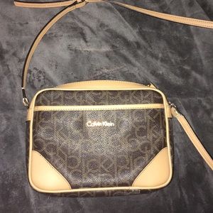 USED CALVIN KLEIN MESSANGER BAG
